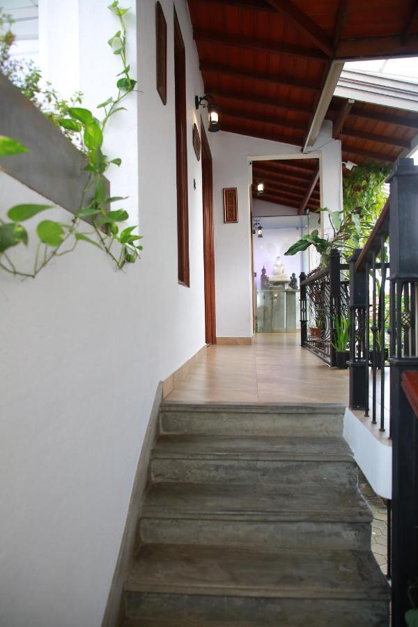 Colombo Orchid Villa Екстериор снимка